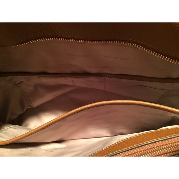 Michael Kors Mercer Chain medium tote luggage $298 - Picture 7 of 8